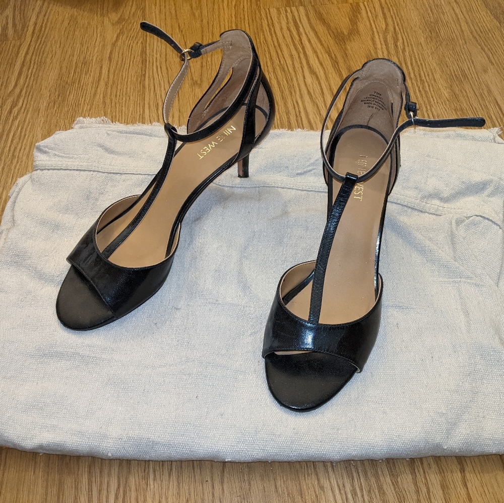 Nine West T-strap Heels